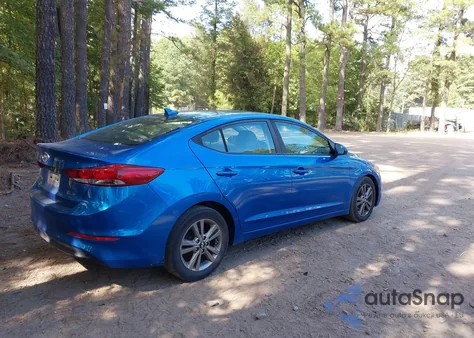 2017 Hyundai Elantra Se z USA, uszkodzony, nr VIN 5NPD84LF7HH143057